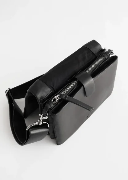 Chrome Free Leather Crossbody Bag | & Other Stories Online