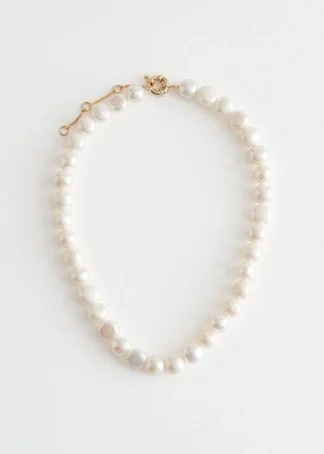 Delicate Pearl Necklace | & Other Stories Best